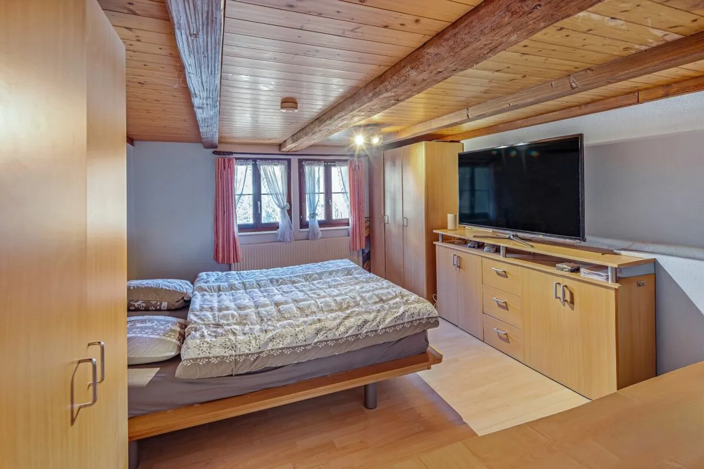 Appartamento duplex accogliente di 4,5 stanze - Foto 7 di 13