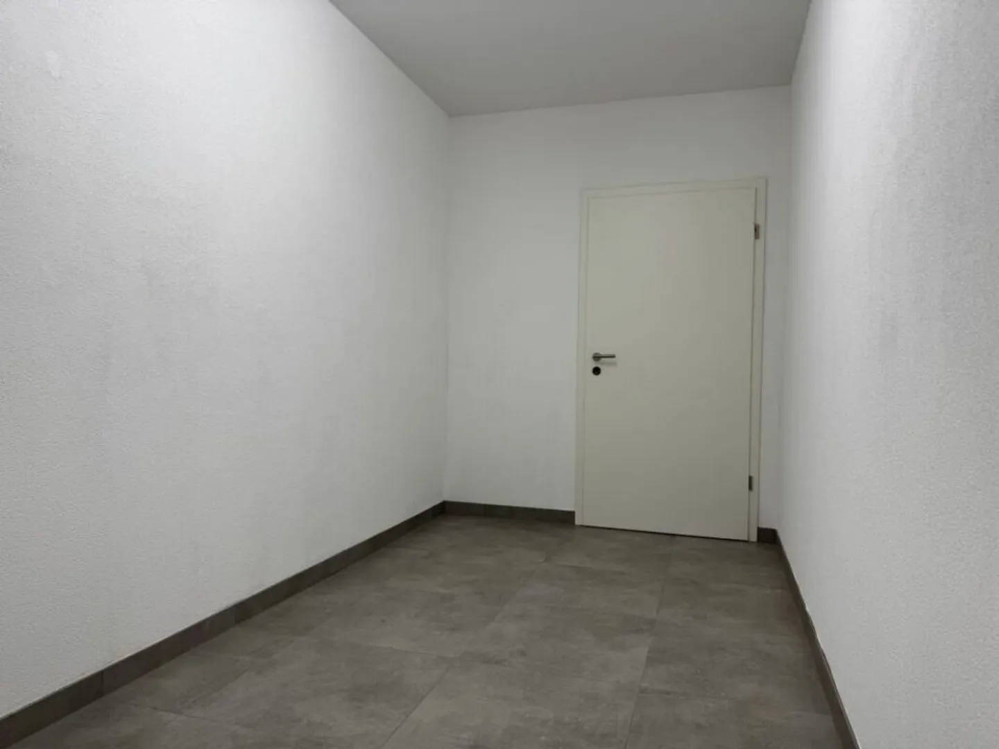 Amministrativo/Ufficio 1.5 stanze 156.35 m2 a Puidoux-Gare - Foto 2 di 12