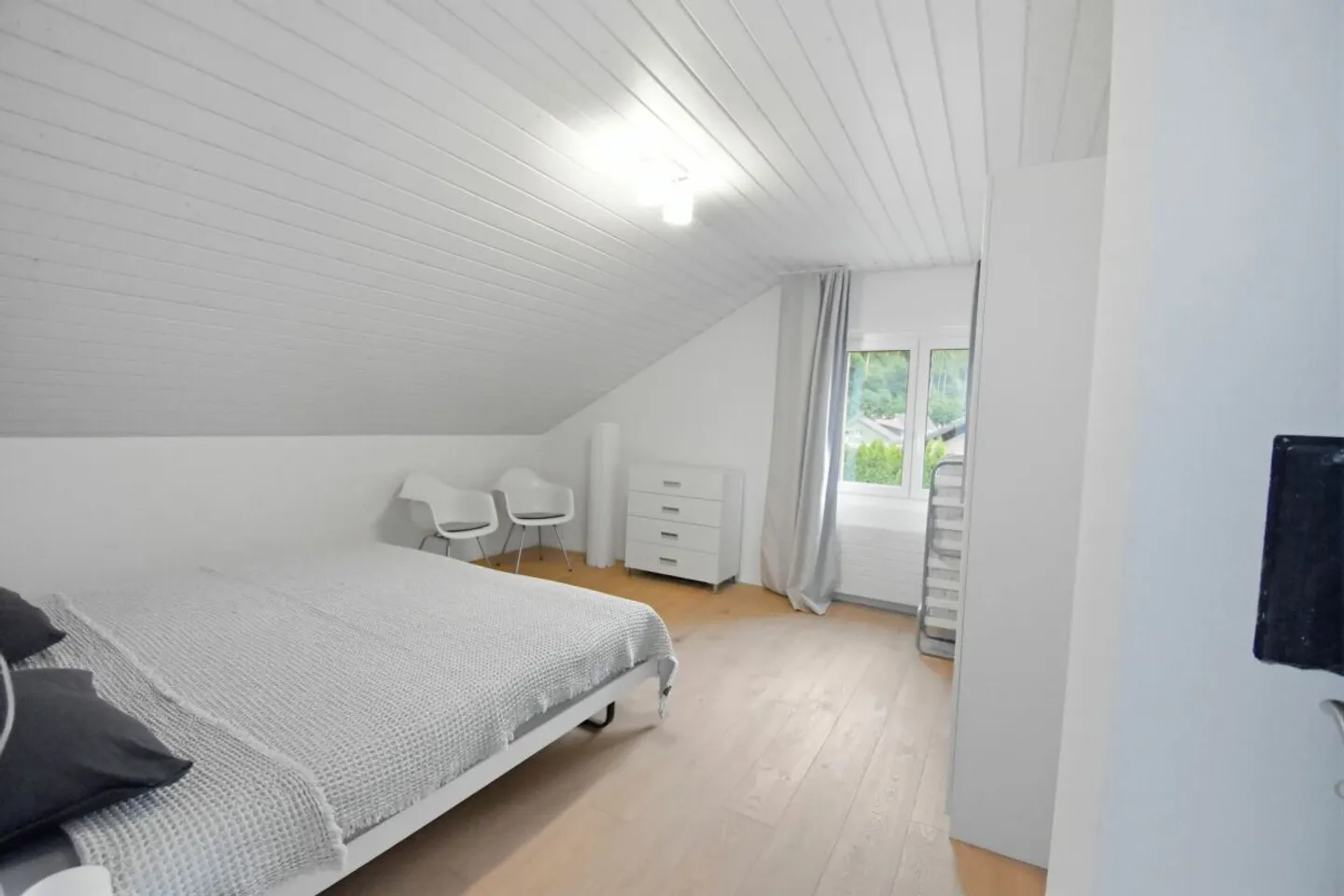Viel Platz für neue Ideen - Doppelhaushälfte mit grossem Umschwung - Photo 9 of 13