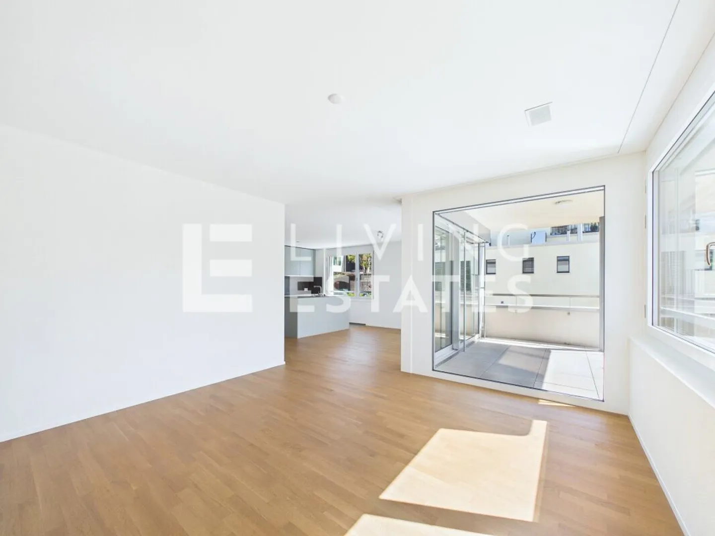 NEUWERTIG - STILVOLL - EINZUGSBEREIT - Photo 4 sur 13