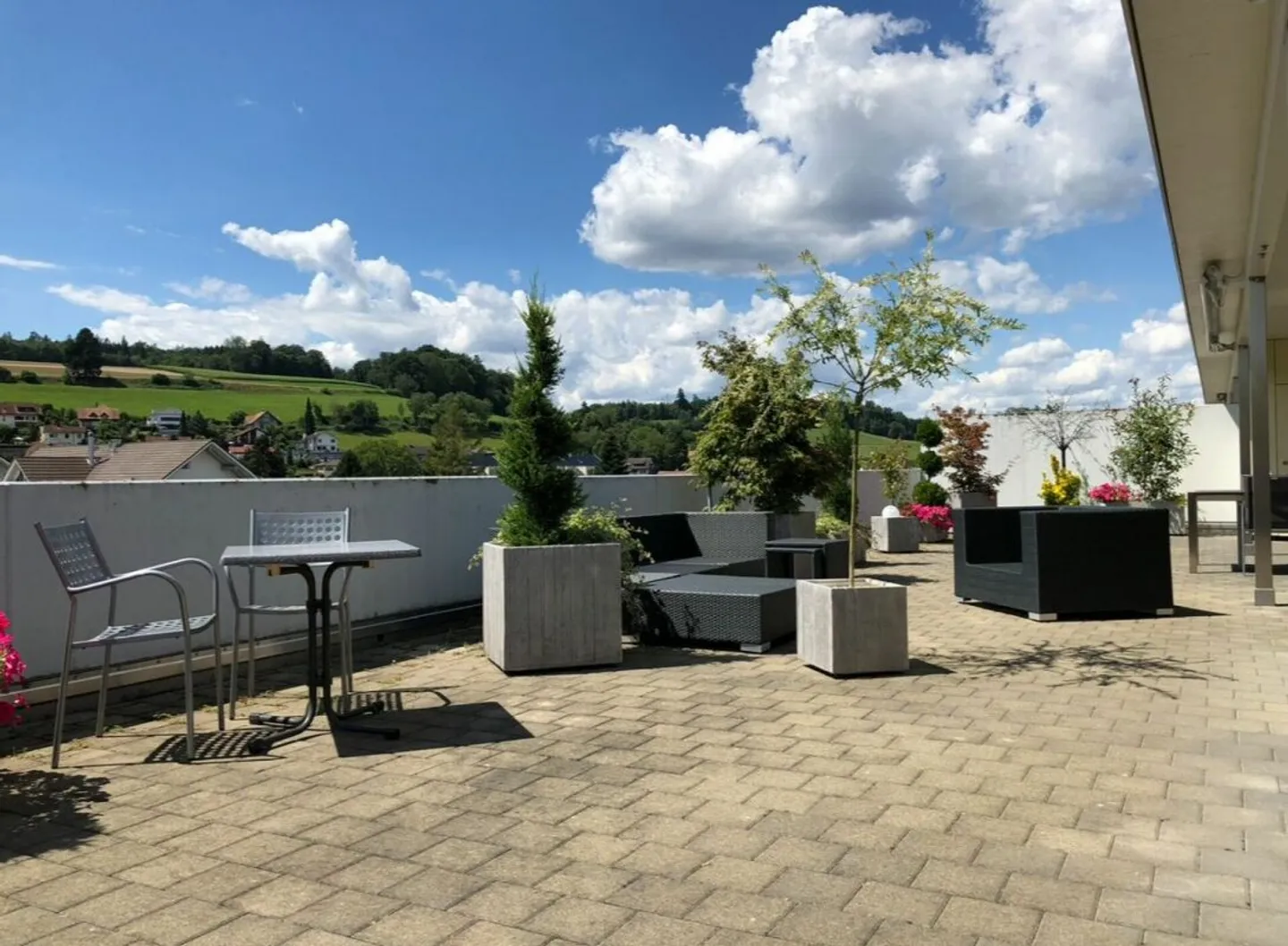 Sonnenverwöhnte Attikawohnung mit Weitsicht und höchster Privatsphäre - Foto 1 di 11