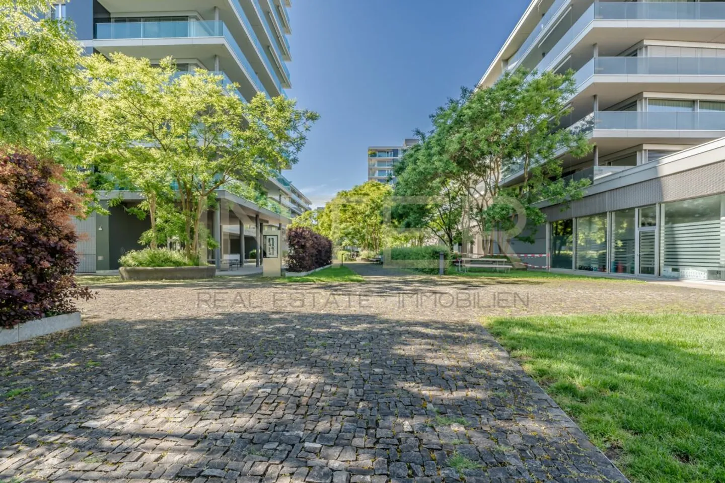 Reserved: Spacious 5.5-room apartment with large balcony in Feldpark Zug - Photo 9 of 13
