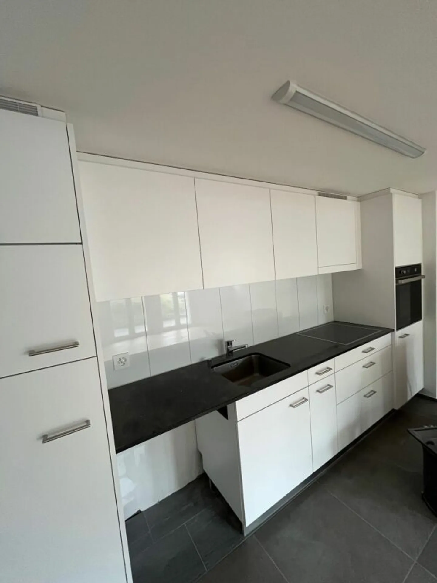 Appartement lumineux de 2,5 pièces dans un emplacement calme à Staad - Photo 8 sur 11