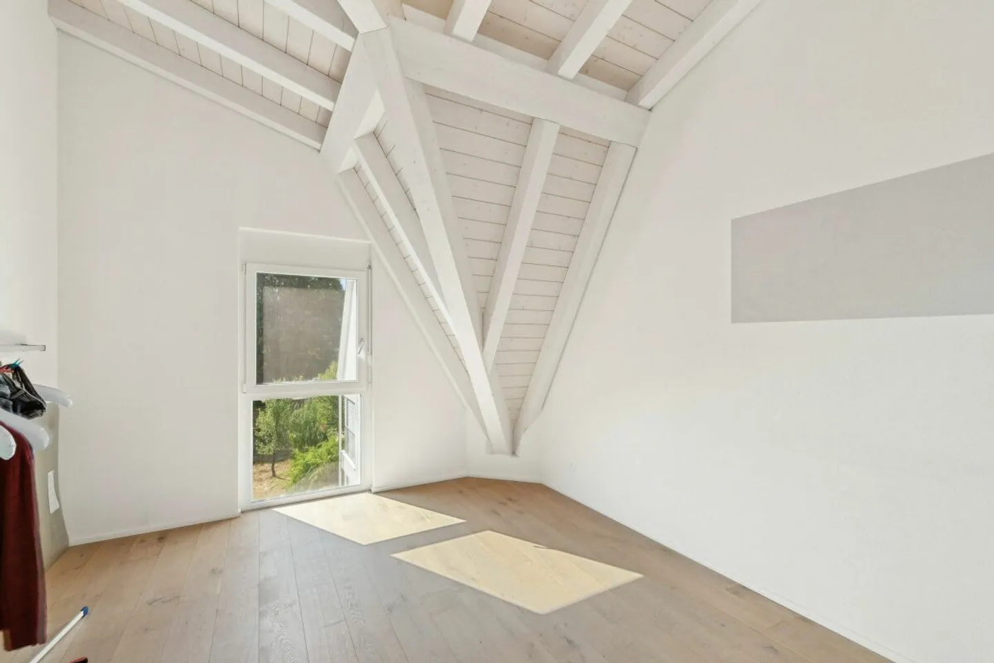 Geräumige Dachwohnung mit Ausblick - Foto 5 von 11