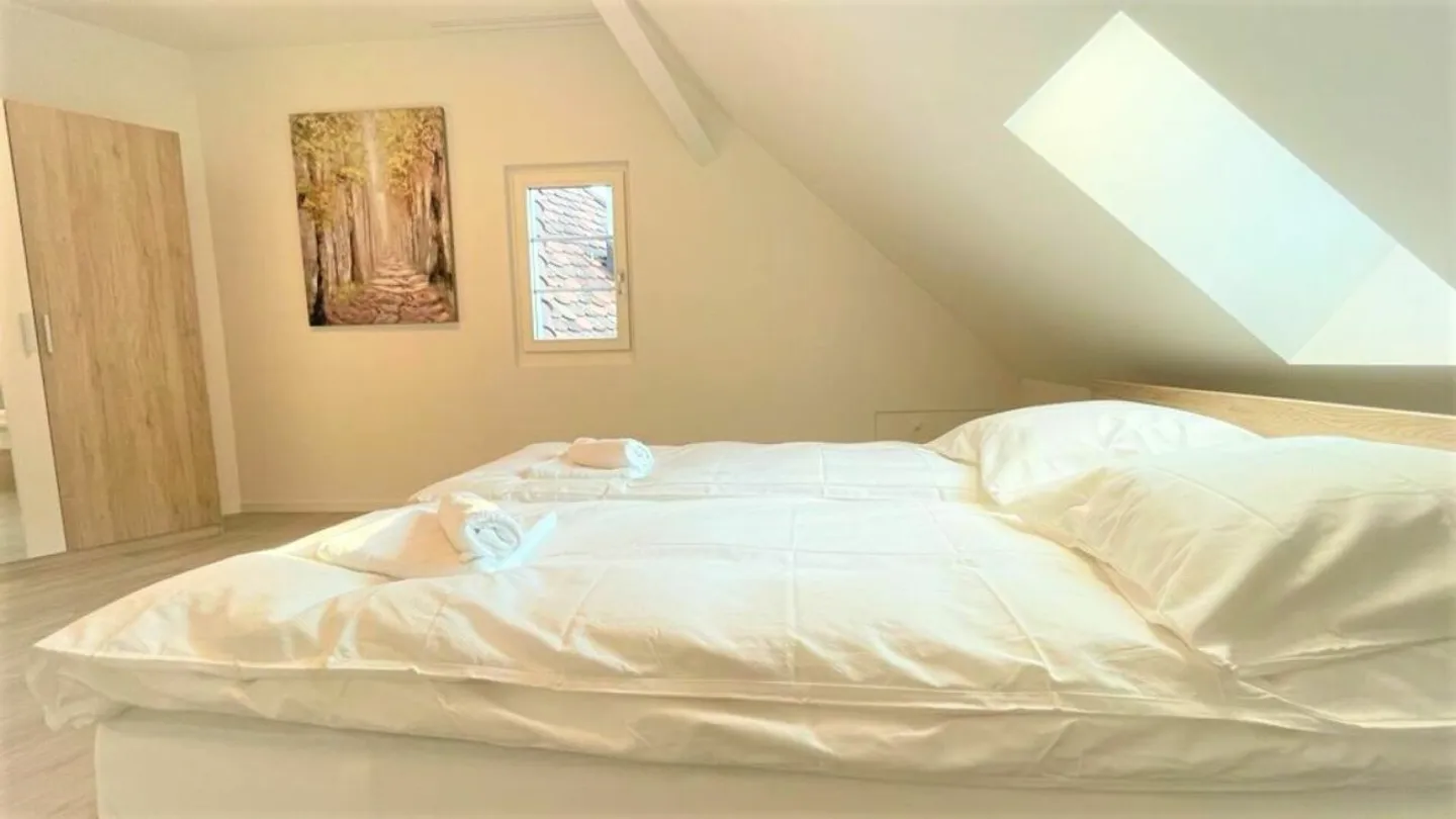 Moderne Duplex-Wohnung mit Terrasse - Foto 8 von 13