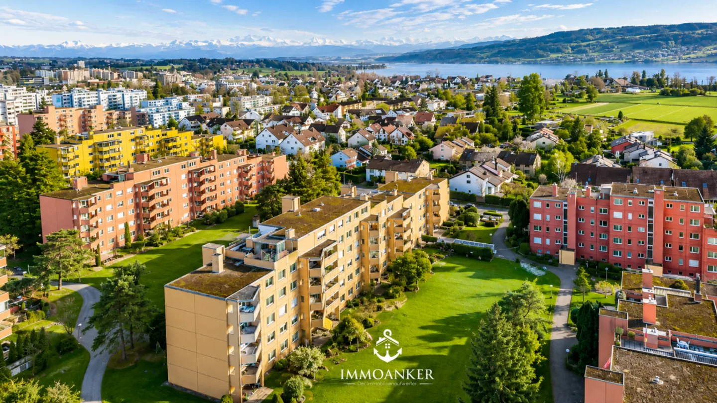 Four Rooms. One Lake. Countless Moments of Happiness - 4.0 Room Apartment in Greifensee - Photo 3 of 13
