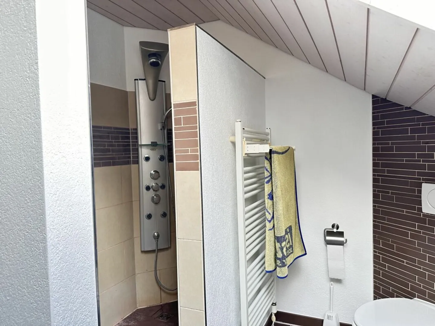 Charmante Wohnung mit Balkon - Foto 9 von 11