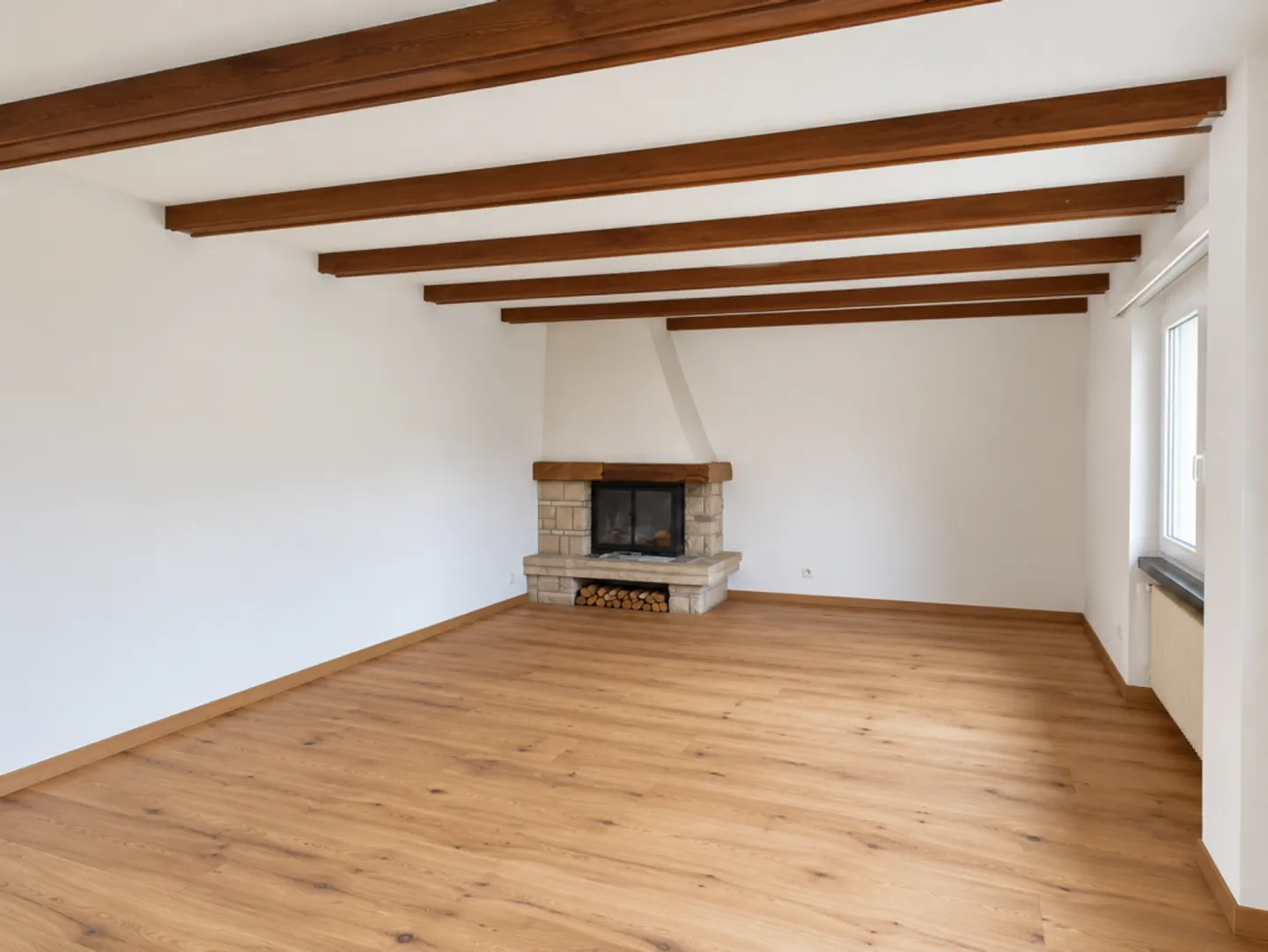 6½-Room Single-Family House in the Green with Beautiful View - Photo 1 of 13