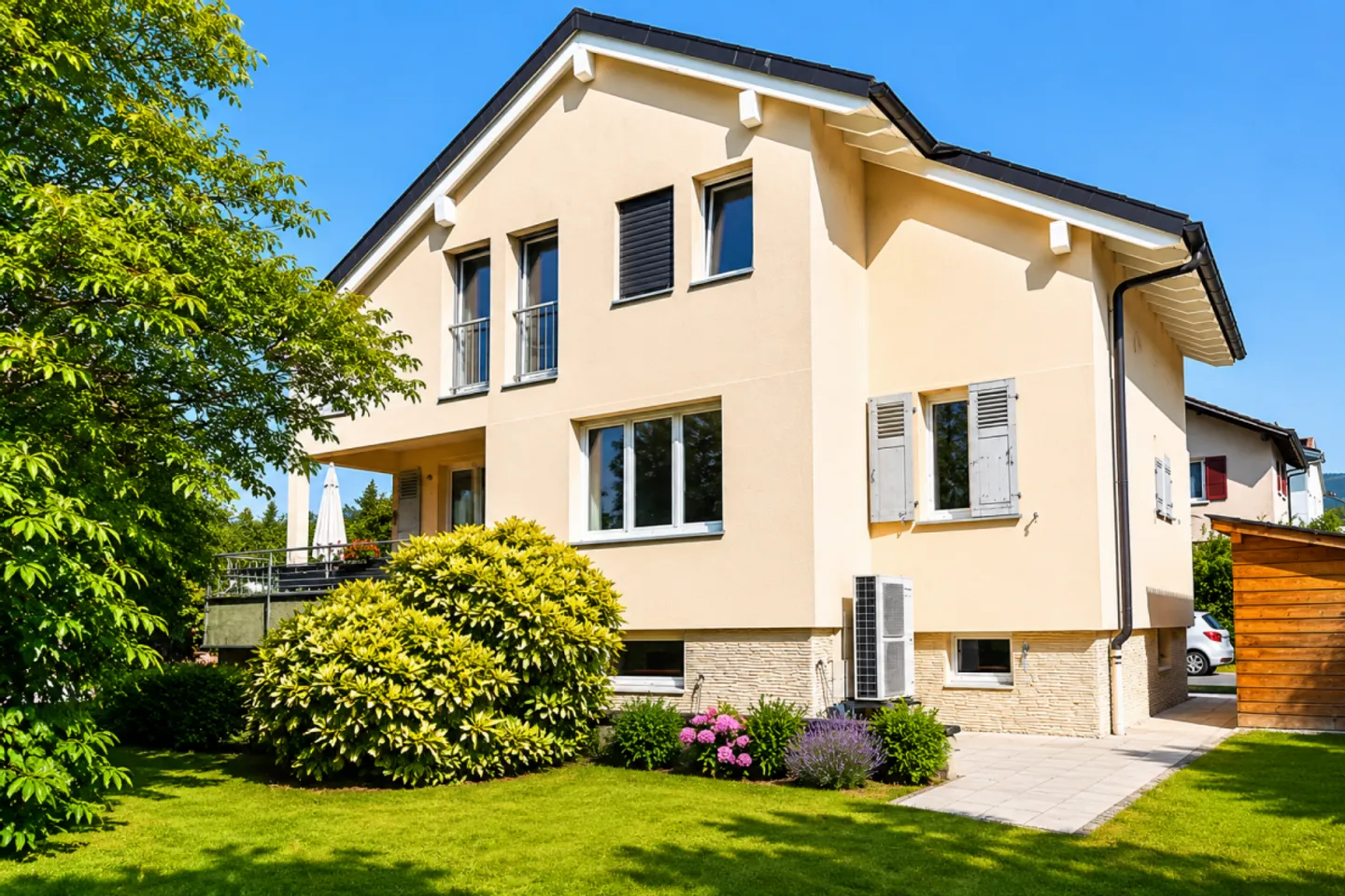 Superbe villa avec jardin - Photo 2 sur 13