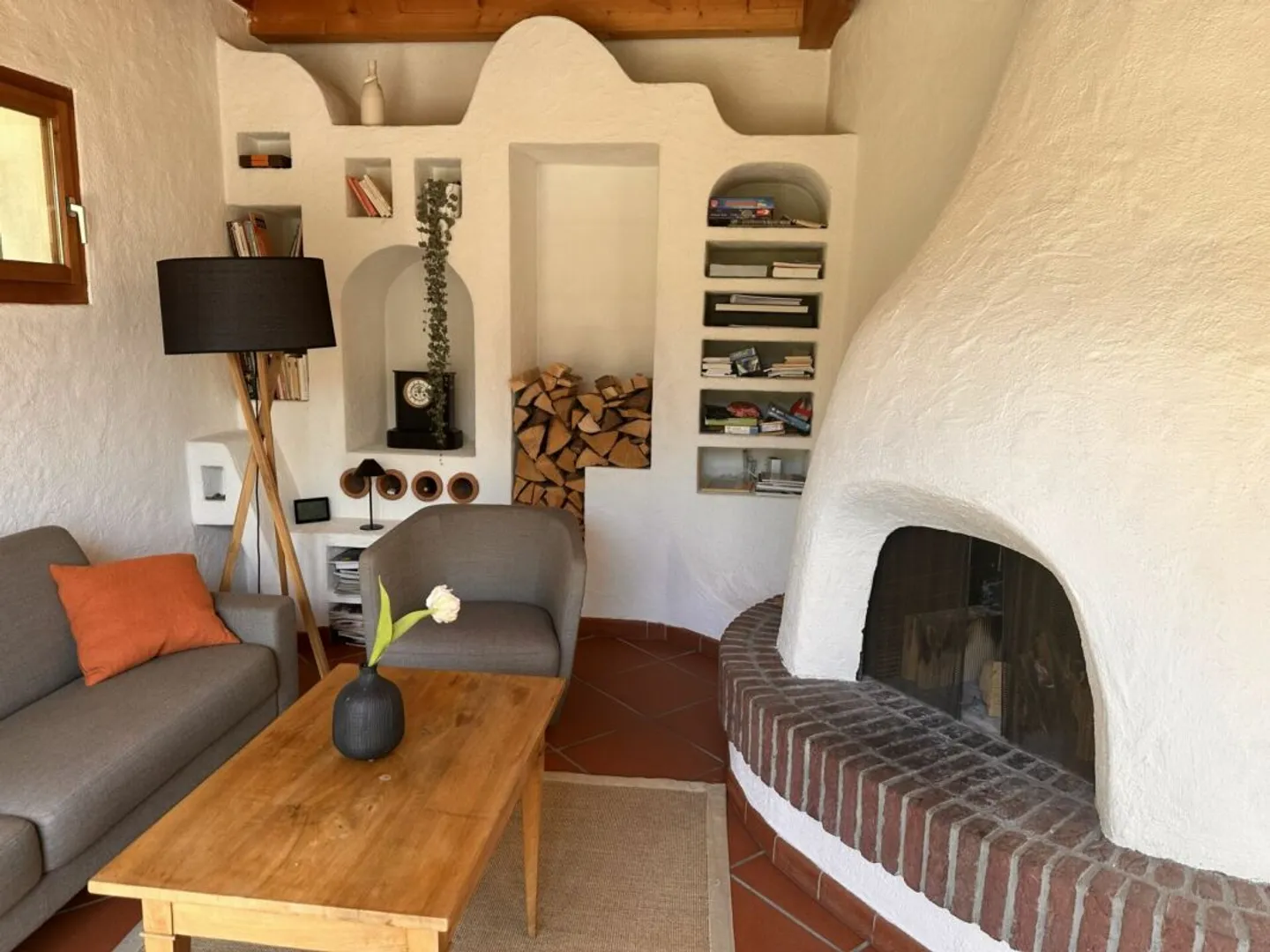 8 ½-Zi.-Einfamilienhaus mit 1 ½-Zi.-Wohnung an idyllischer Wohnlage mit herrlichem Weitblick - Photo 5 of 13