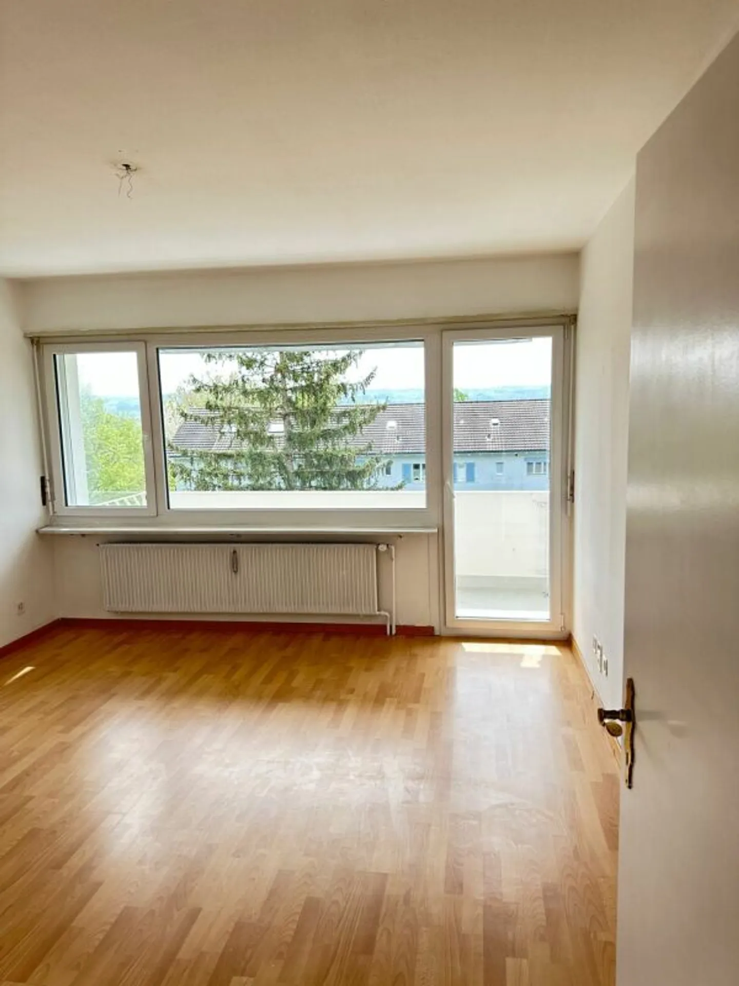 Moderne Wohnung mit Balkon - Foto 8 von 12