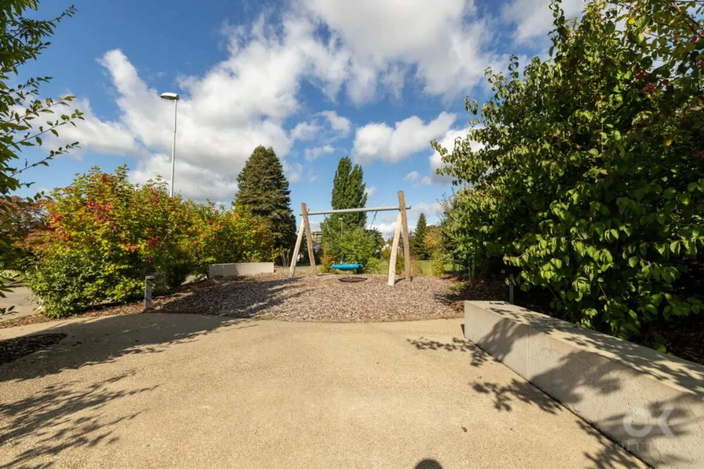 Appartement de jardin exclusif dans le meilleur emplacement à Bottmingen ! - Photo 3 sur 13