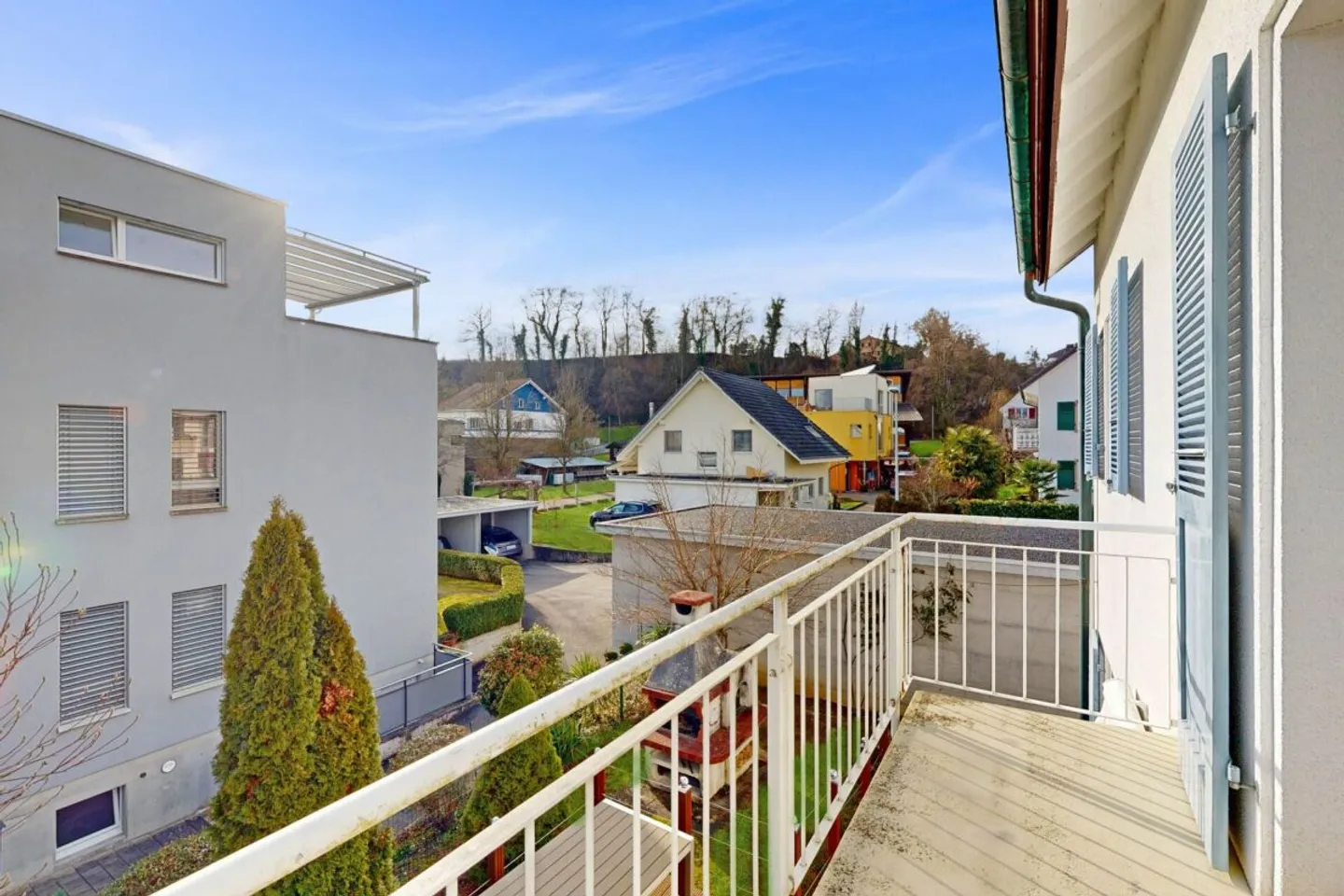 Well-maintained single-family house in a family-friendly location - Photo 6 of 13