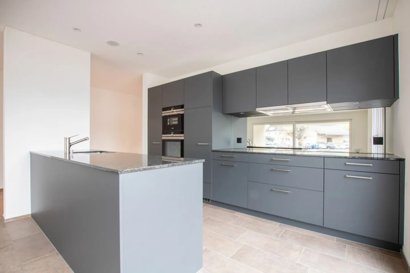 Gartenwohnung mit eigener Oase - Foto 4 von 13