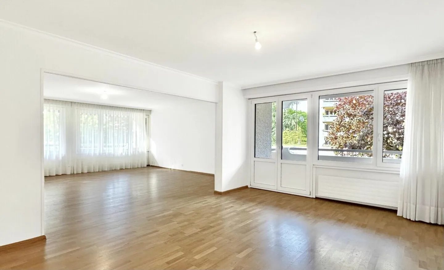 7-room apartment in Geneva - Upper Ground Floor - Photo 2 of 13