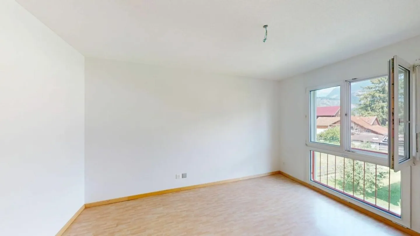 2 1/2 Room Apartment Quiet Location - Short Distance to the Center - Photo 9 of 12