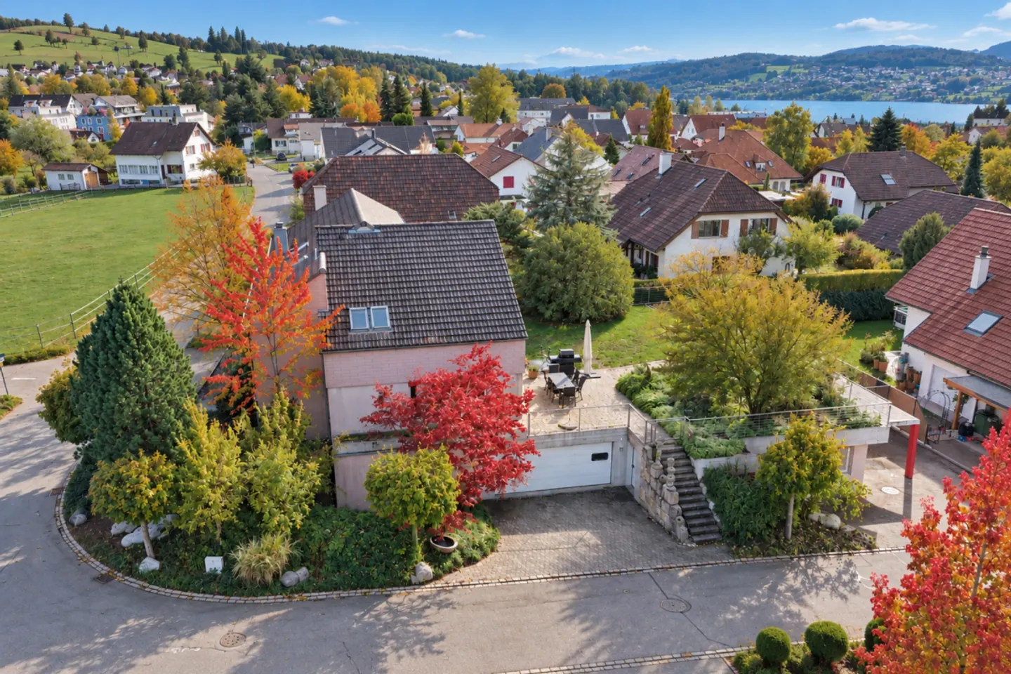 Geräumiges Einfamilienhaus mit Wohnung - Foto 12 von 13