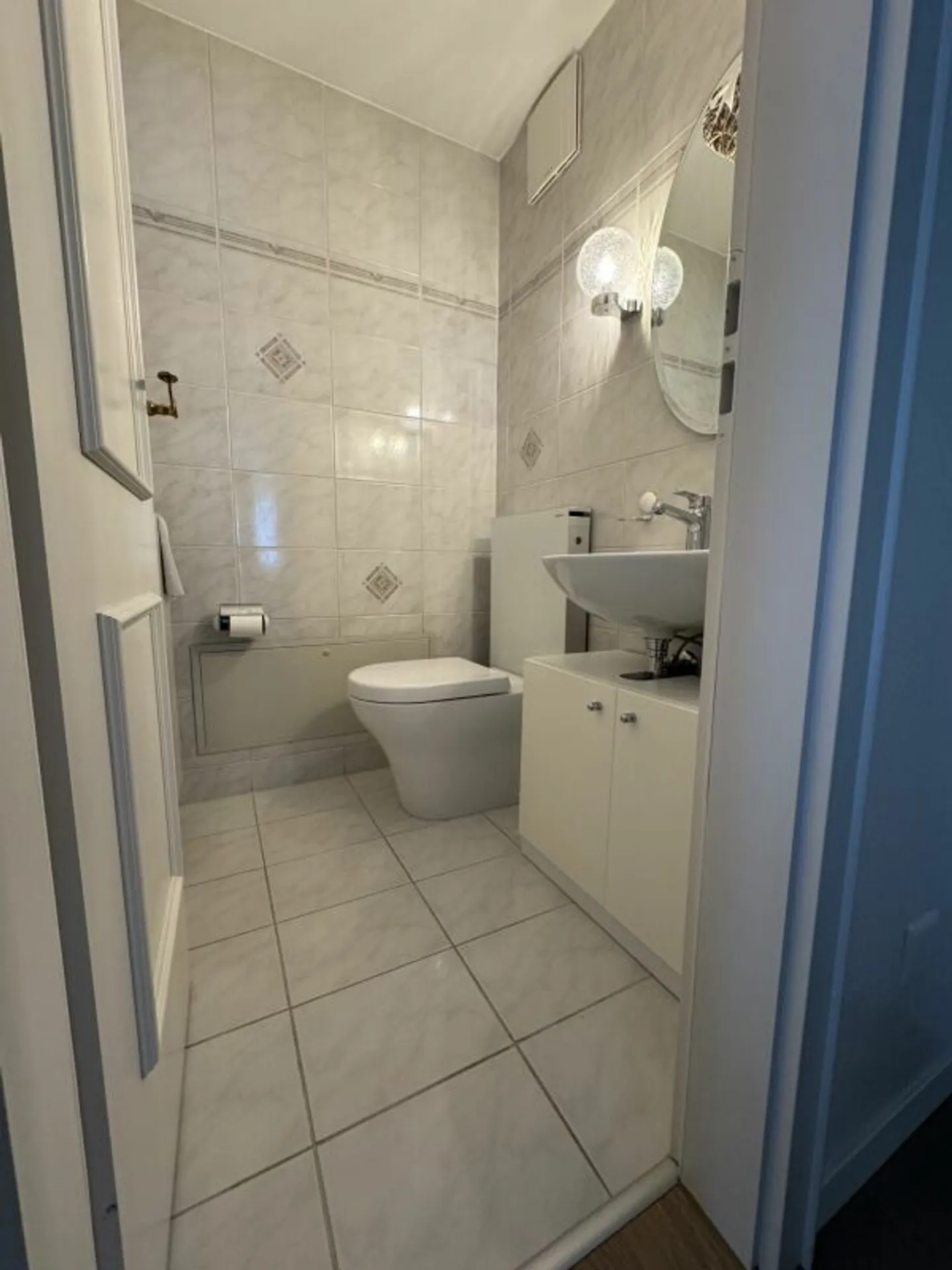 3.5 Room Condominium in Preferred Location - Photo 7 of 11