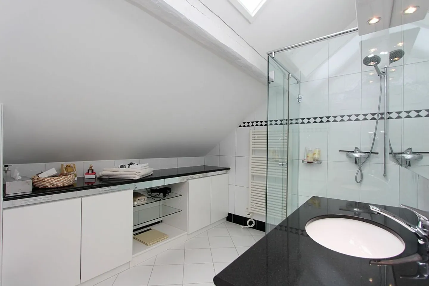 Appartement de vacances exclusif de 5,5 pièces à louer à long terme - Photo 9 sur 13