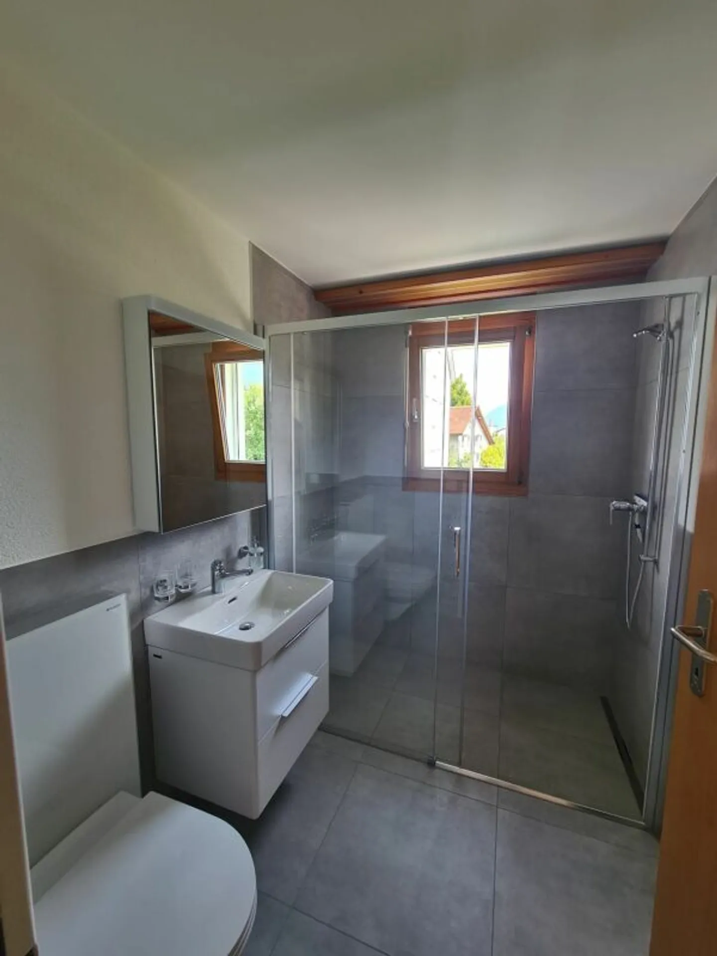 Appartamento attraente di 3,5 stanze in uno sviluppo tranquillo - Foto 2 di 8