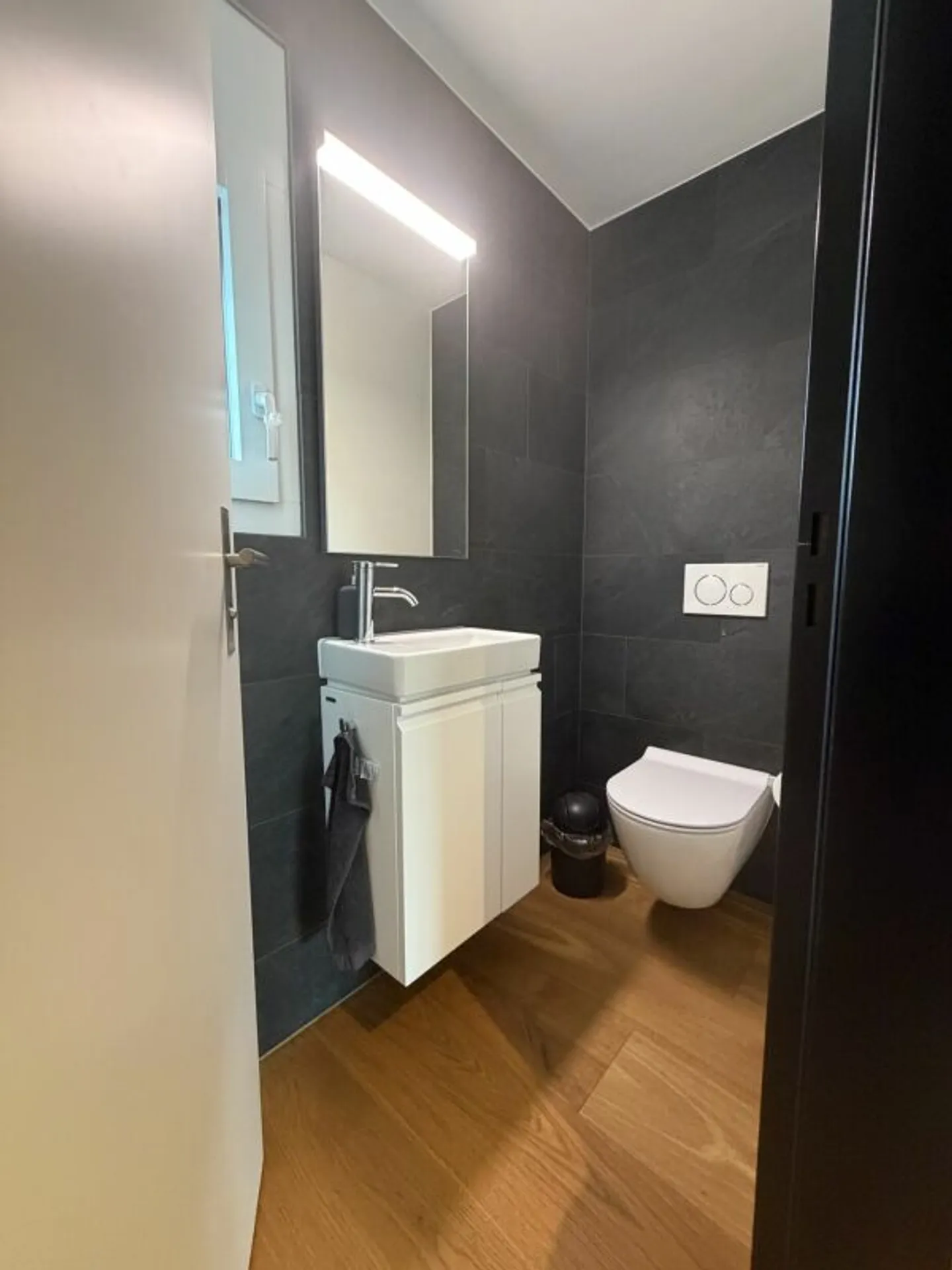 Stilvolle 2.5-Zimmerwohnung in Hölstein - hochwertig, ruhig und bezugsbereit - Photo 13 of 13