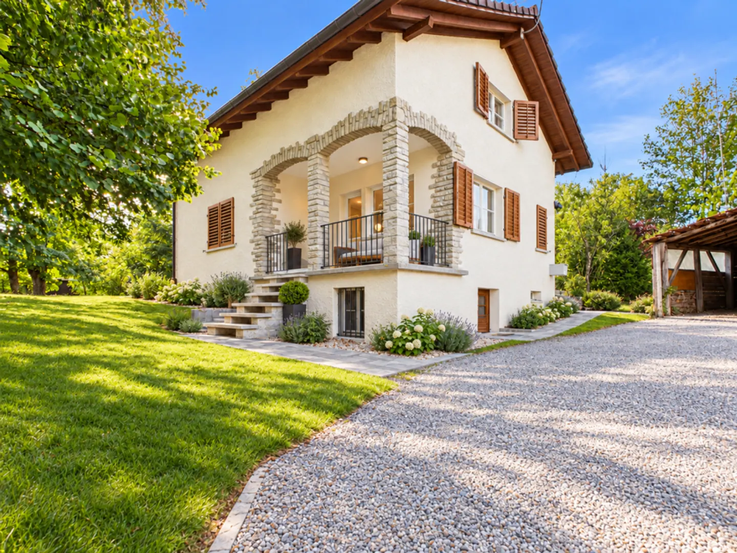 Building land with existing structure - waiting for you! - Photo 1 of 13