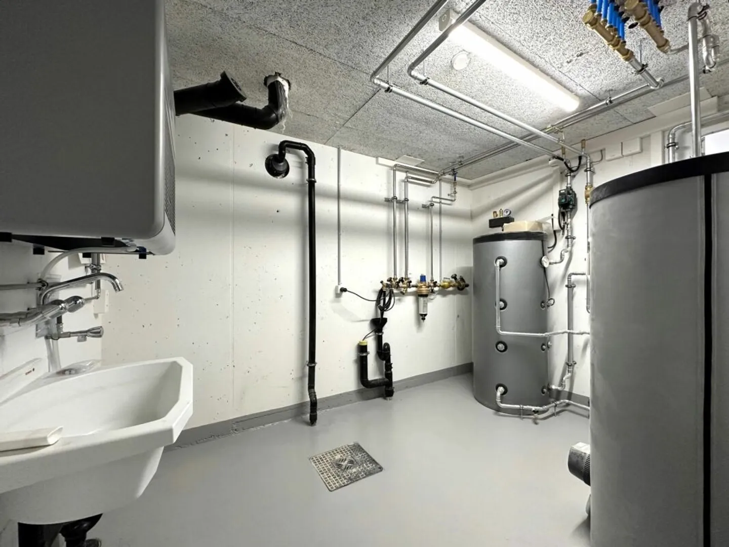 Familienfreundliches 5.5-Zimmer Einfamilienhaus - Foto 10 di 12