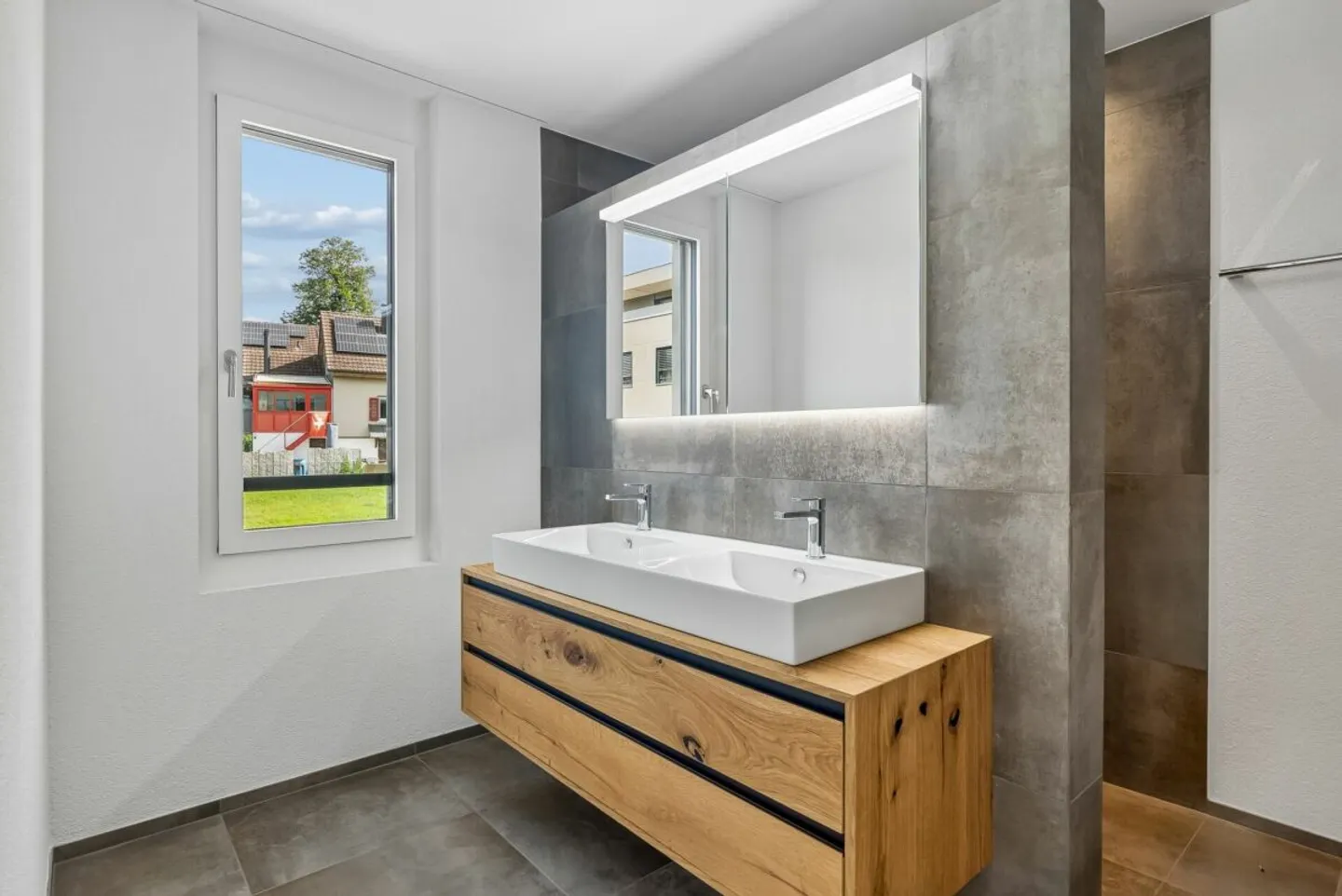 Première occupation : appartement de jardin 4.5 pièces avec jardin de 57 m² et double garage - Photo 12 sur 13