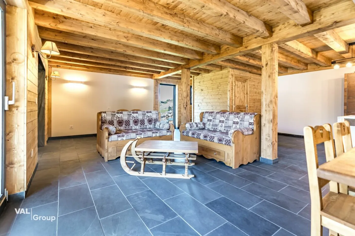 L'Ultimo Chalet: Nuova Costruzione con Residenza Secondaria a Grächen - Foto 3 di 13