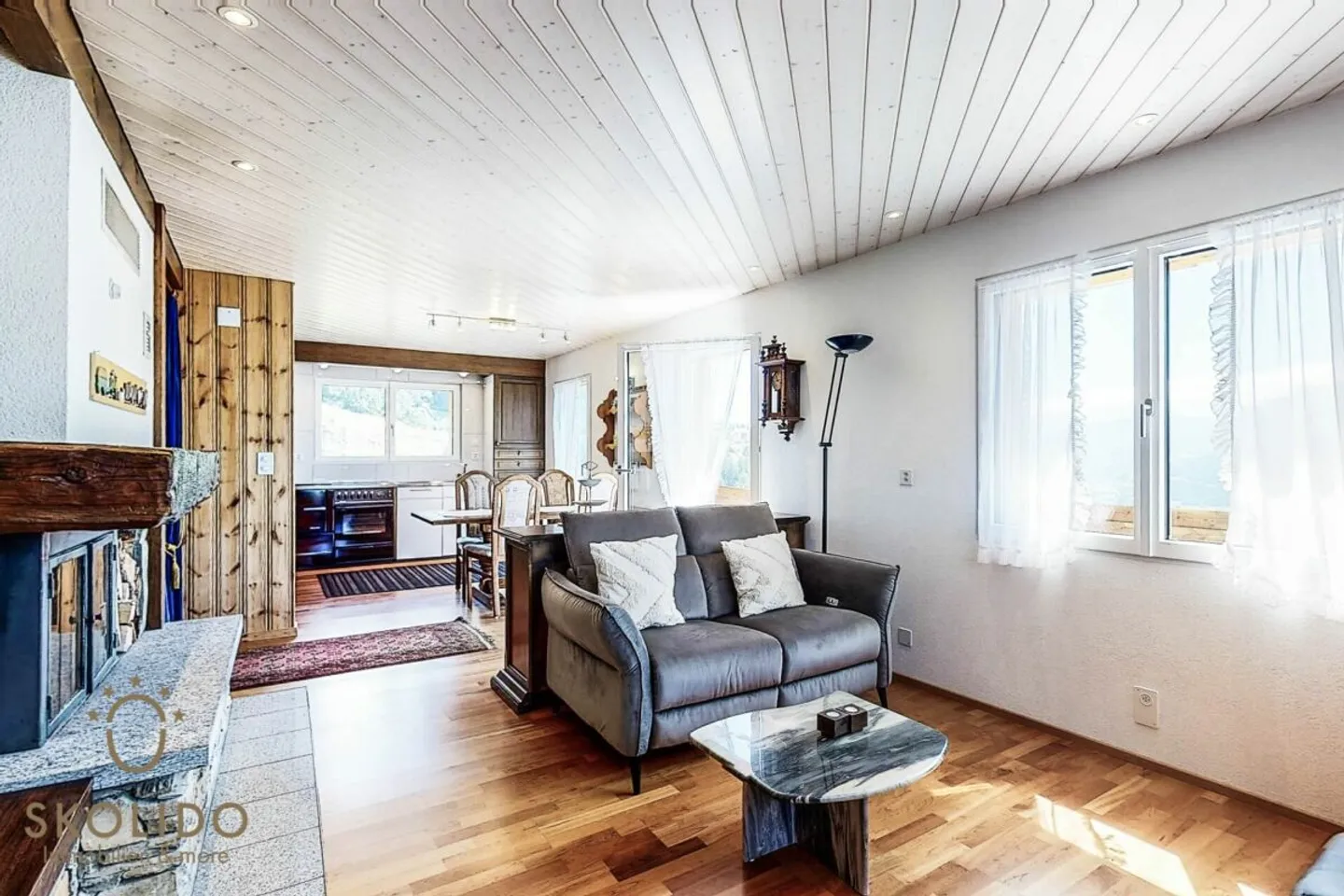 Chalet bien entretenu et modernisé avec appartement indépendant et vue imprenable - Photo 8 sur 13