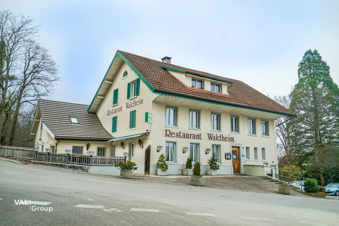 Restaurant traditionnel avec substance et potentiel de développement - prêt à fonctionner - Photo 1 sur 8