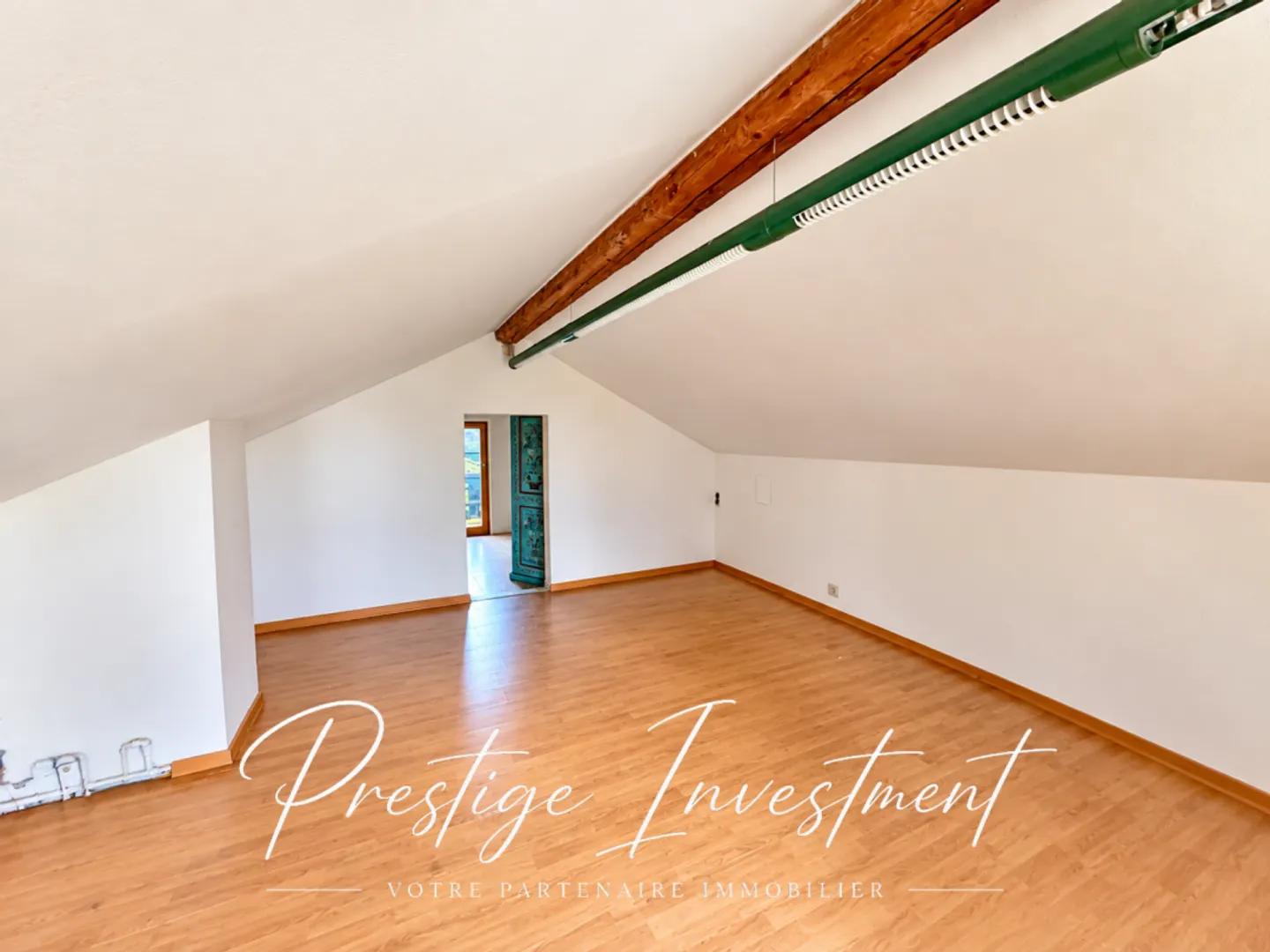 VILLA - CHALET MIT 4,5 ZIMMER - VEYRAS - Foto 11 von 12
