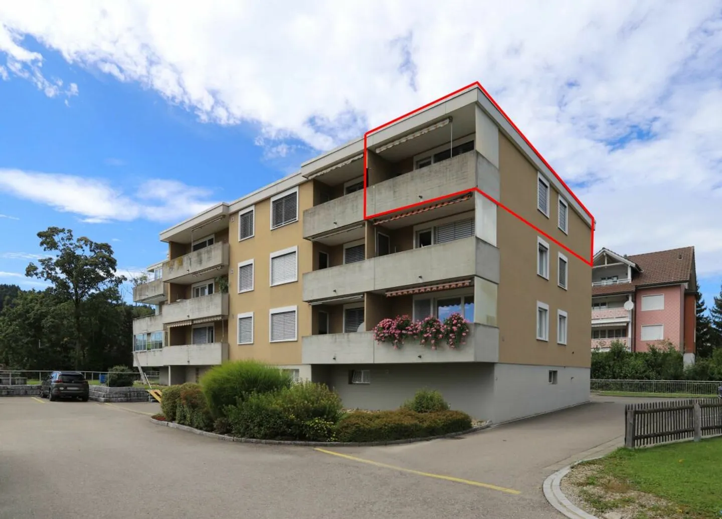 Appartement confortable dans un quartier résidentiel calme - Photo 1 sur 6