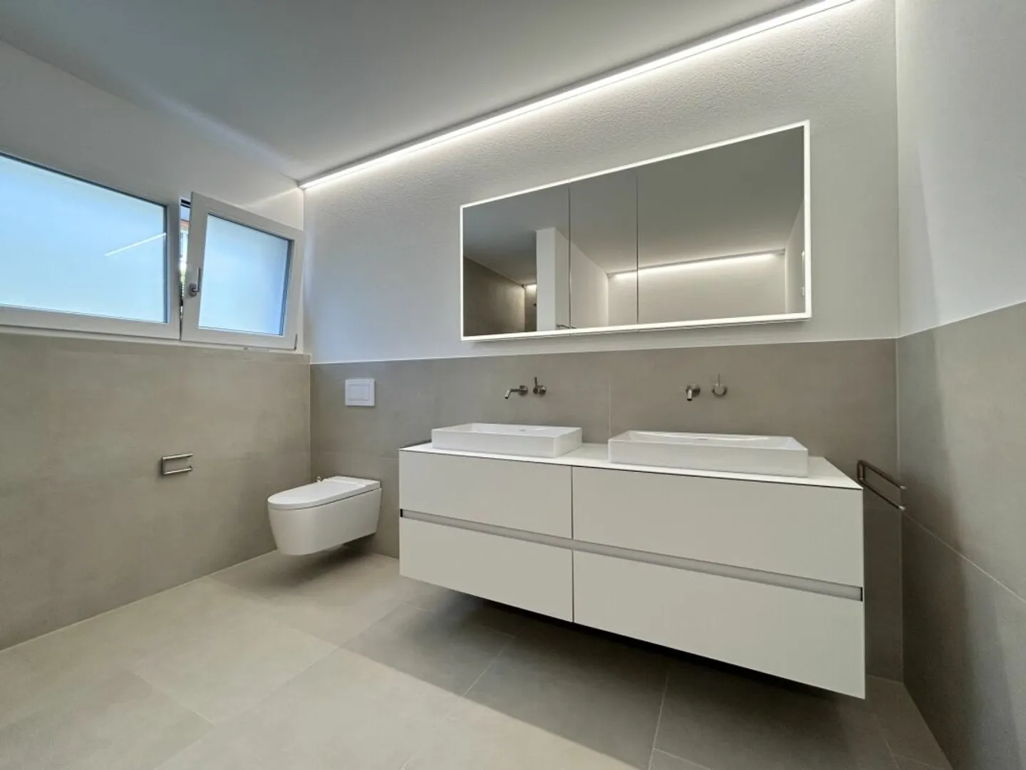 Appartement exclusif de 5.5 pièces - Photo 3 sur 12