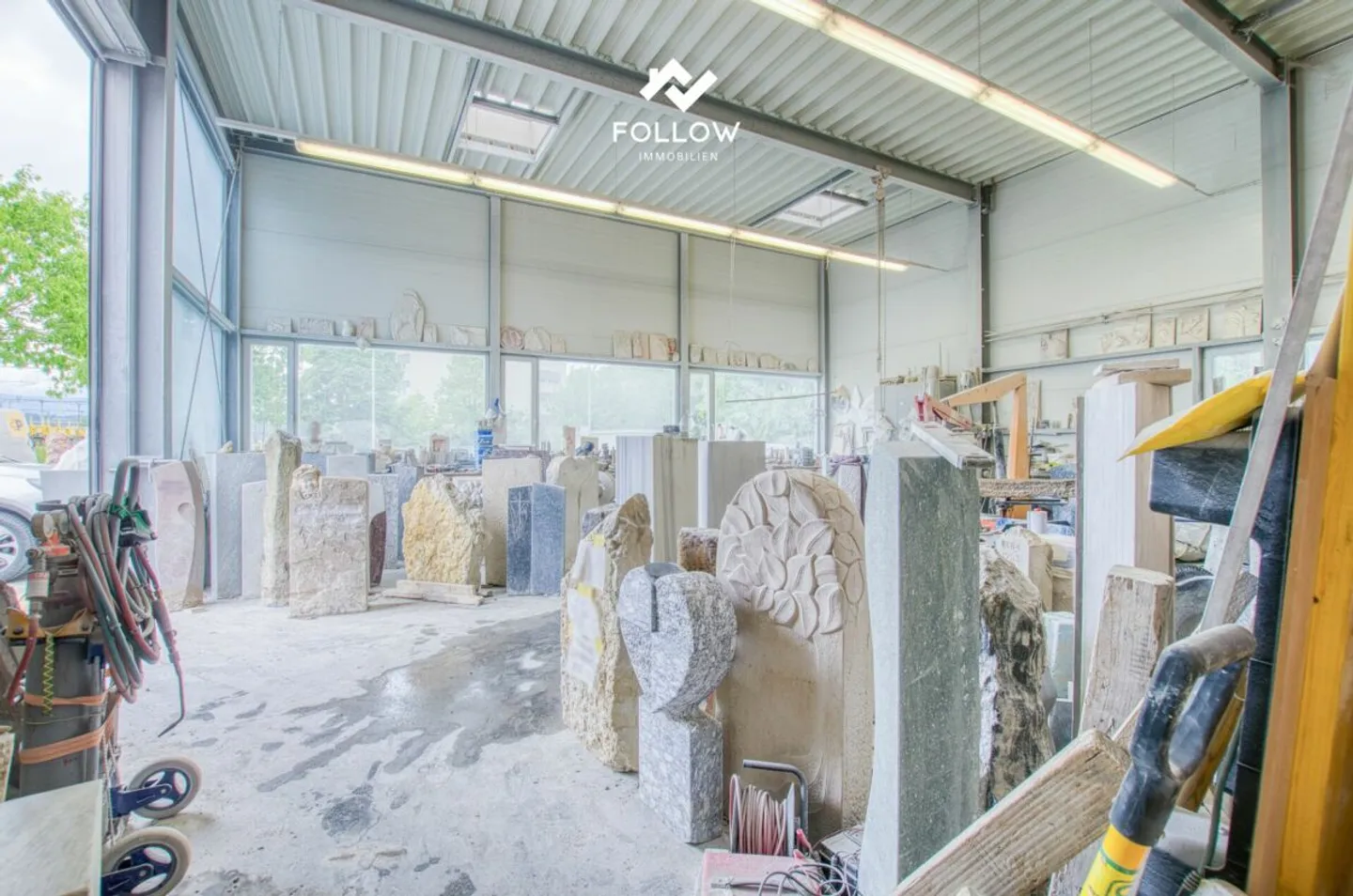 La tua nuova sede aziendale: Hall commerciale compatta e luminosa con ufficio - Foto 5 di 13