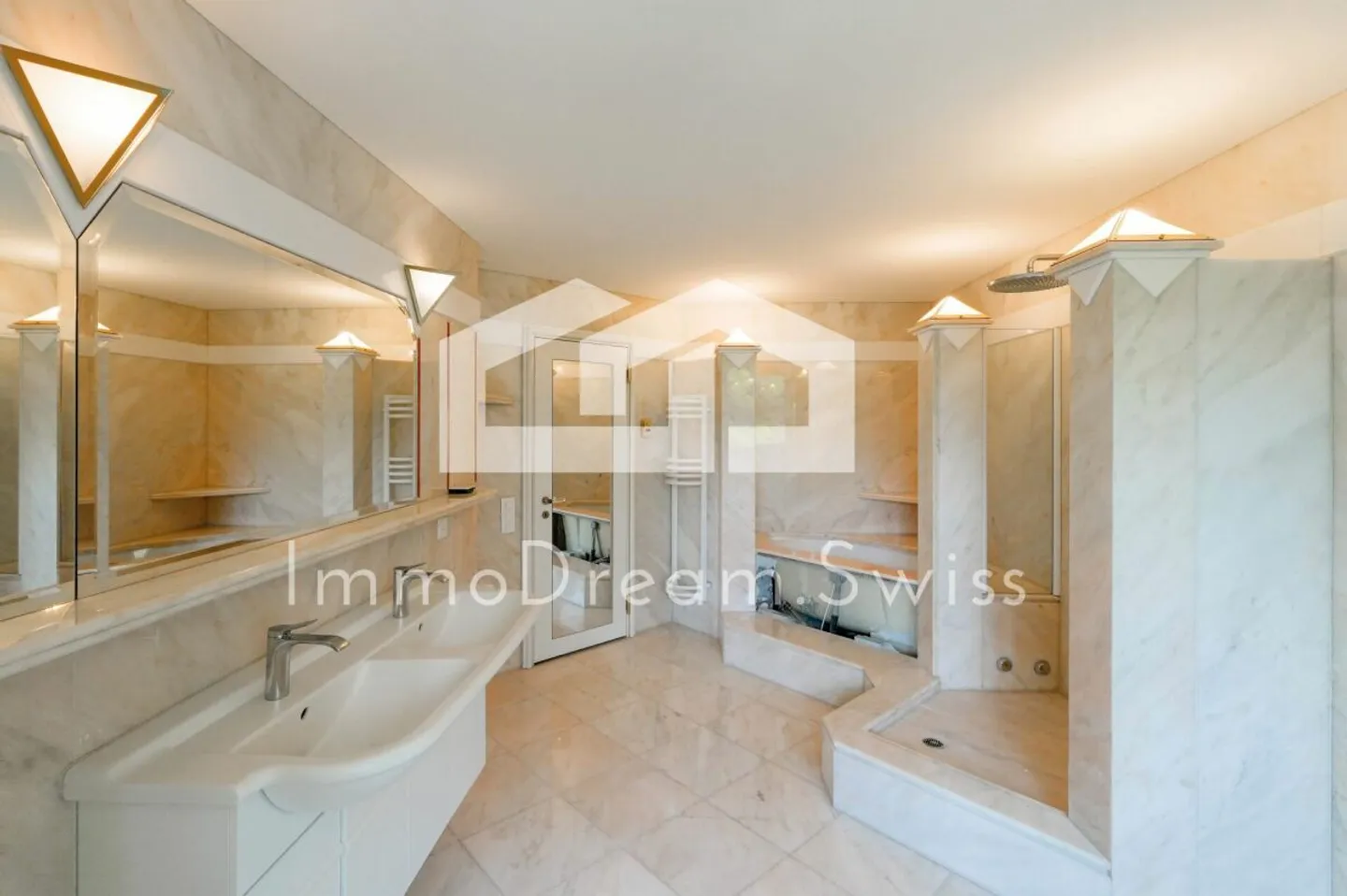 Grosszügige, helle Maisonette-Wohnung - Foto 8 von 12