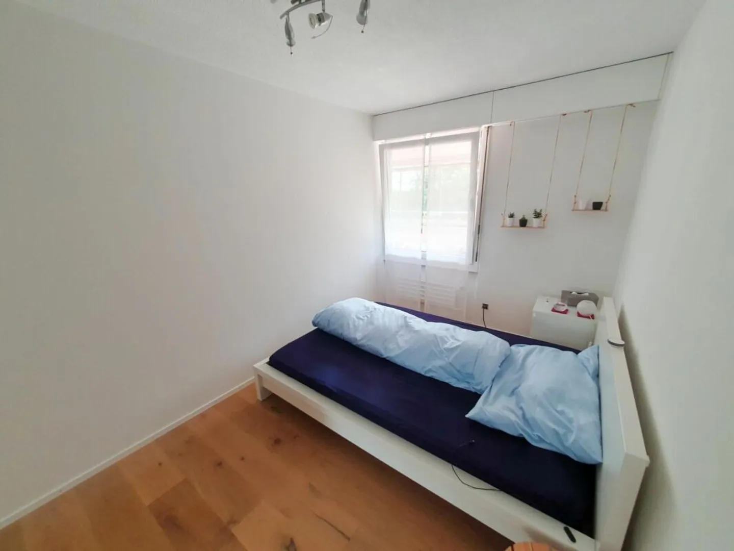 Luxurious 4.5 Room Apartment with a View of the Green - Photo 9 of 13