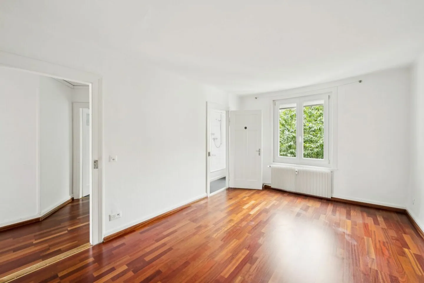 Stylish 3-room apartment - Charming neighborhood in Basel with optimal connections! - Photo 7 of 11