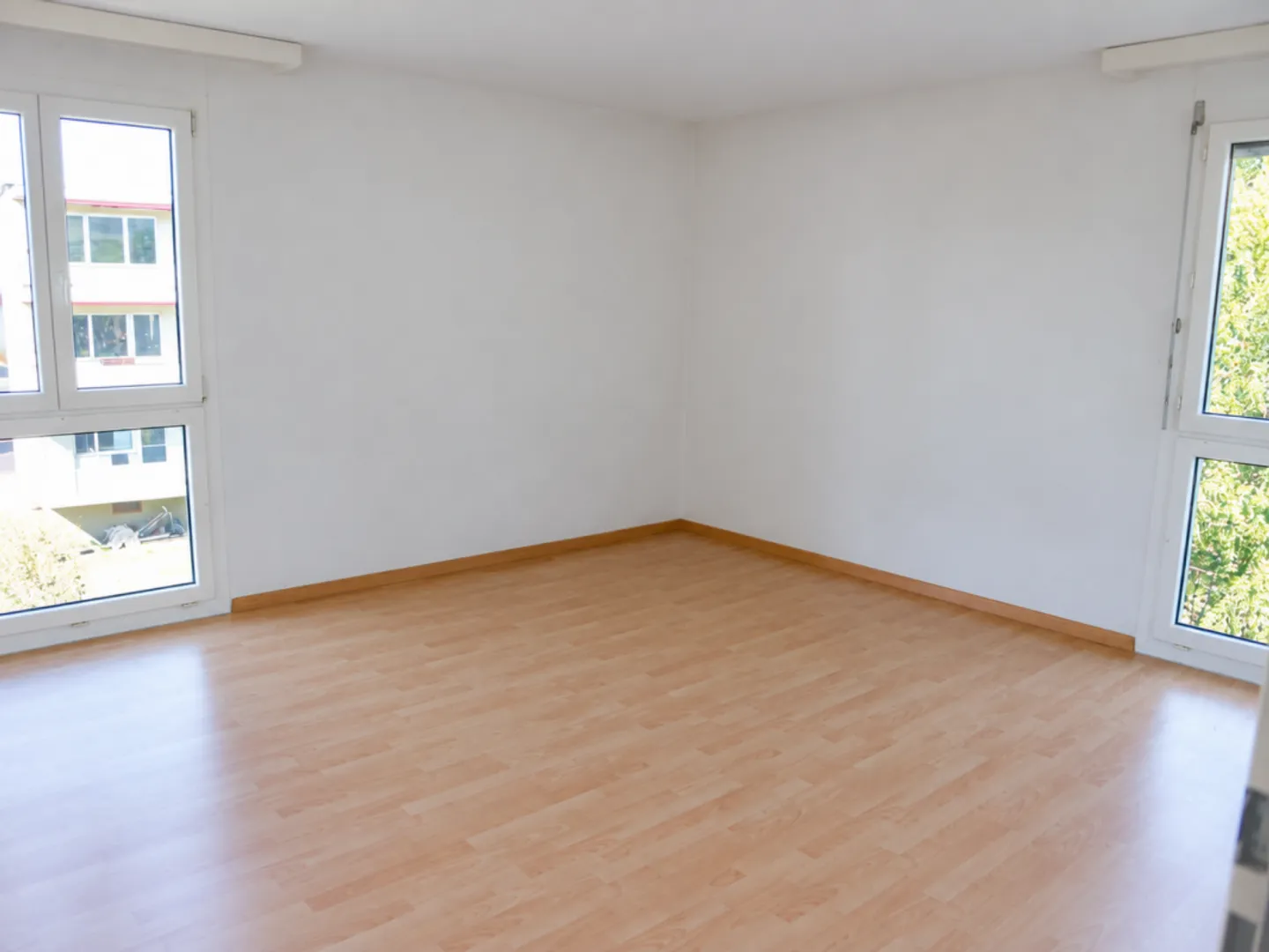 Spacieux et lumineux appartement de 4.5 pièces avec balcon à Altenrhein - Photo 7 sur 12
