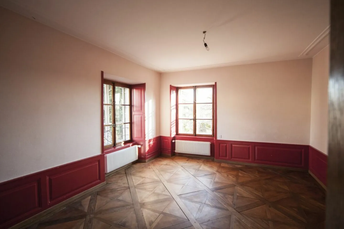 Stylish office spaces in a historic villa in the best location in Solothurn - Photo 5 of 11