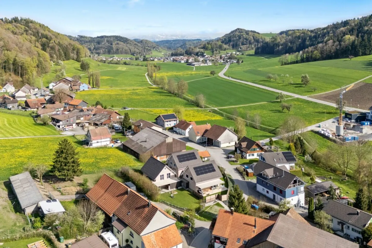 Vie proche de la nature dans une maison individuelle presque neuve - Photo 13 sur 13