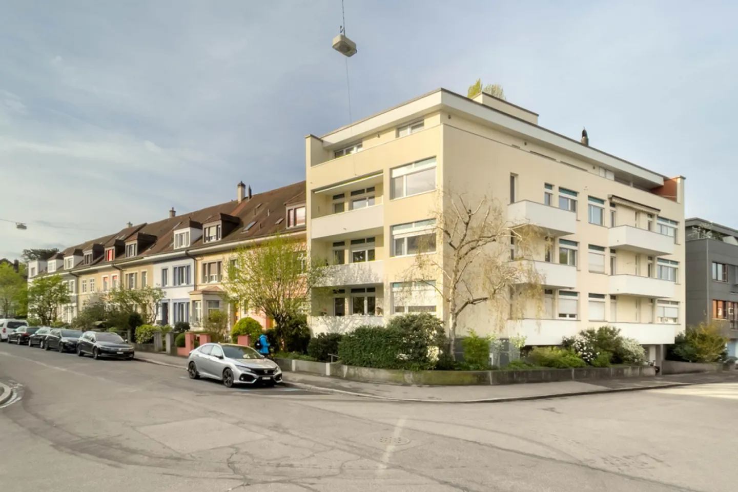Appartamento di 3.0 locali con 2 balconi vicino a Neuweilerplatz - Foto 2 di 12