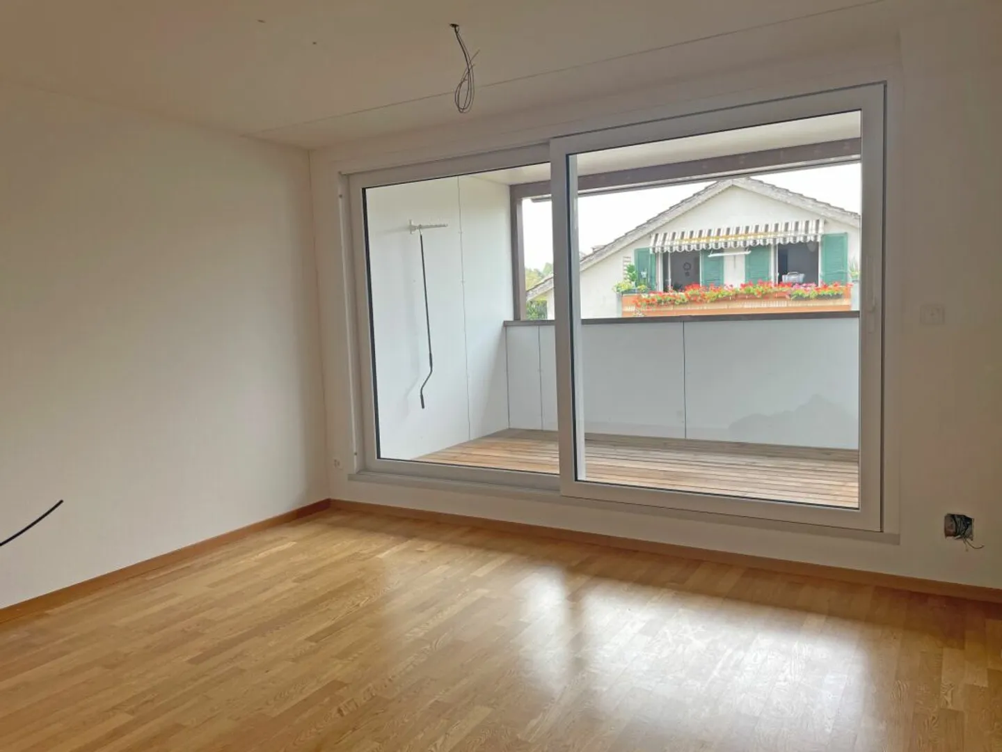 Grosszügige 4.5-Zimmer-Wohnung in Münchenbuchsee mit Loggia - Photo 3 of 5
