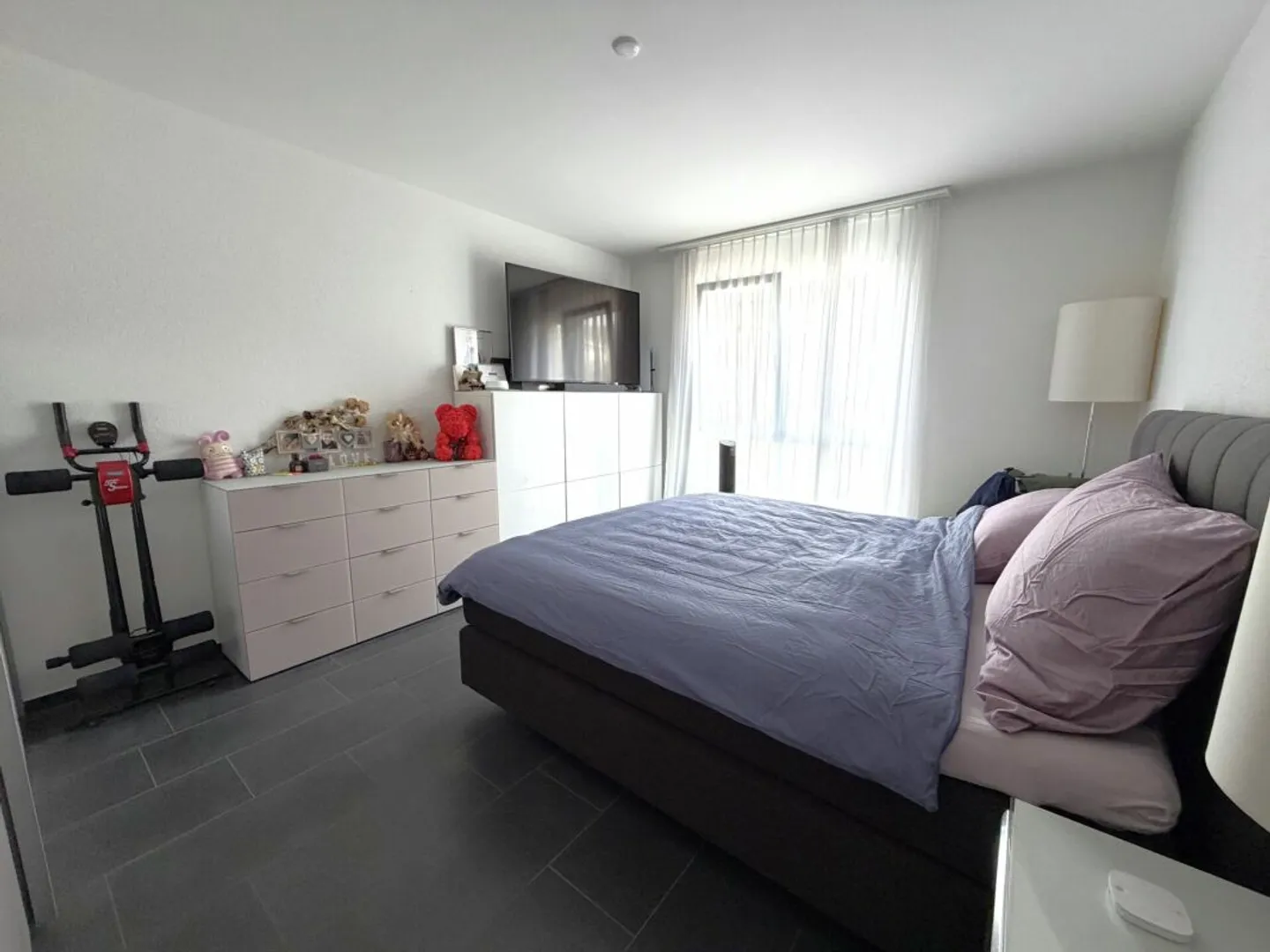 Moderne, helle und attraktive 4,5-Zi. Wohnung in Niederrohdorf AG - Photo 6 sur 11