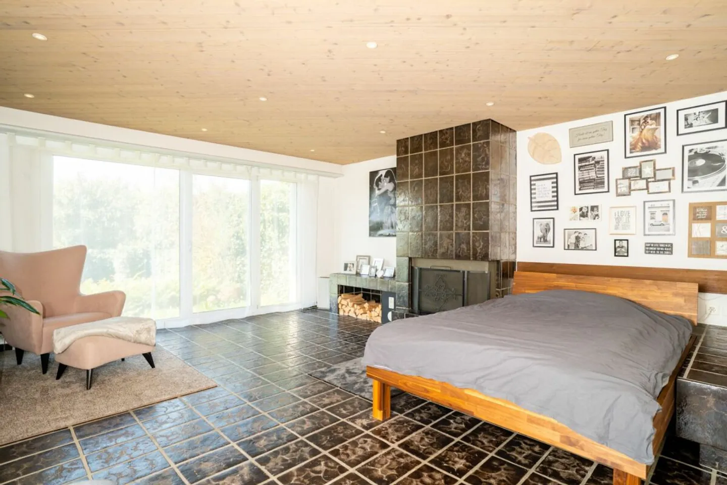 Unique 4.5-room terrace apartment in sunny hillside location - Photo 10 of 13