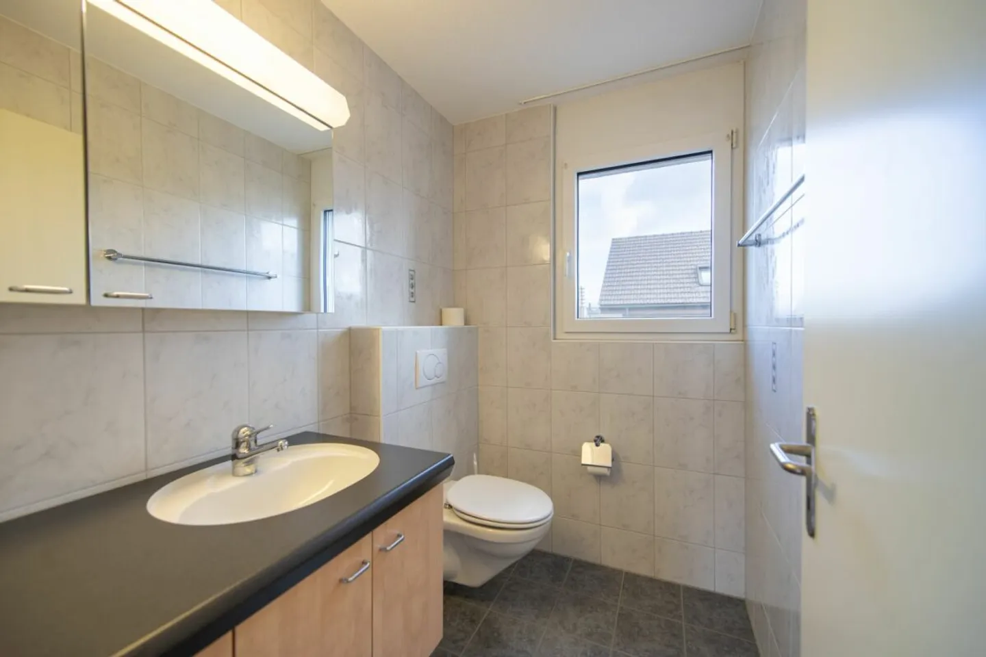 Move in and feel good - 4.5-room apartment with winter garden and balcony - Photo 11 of 13