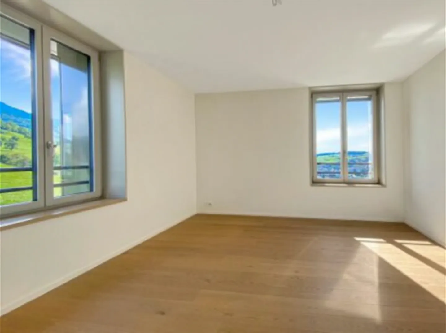 Exklusive Wohnung mit traumhafter Aussicht - Foto 10 von 13