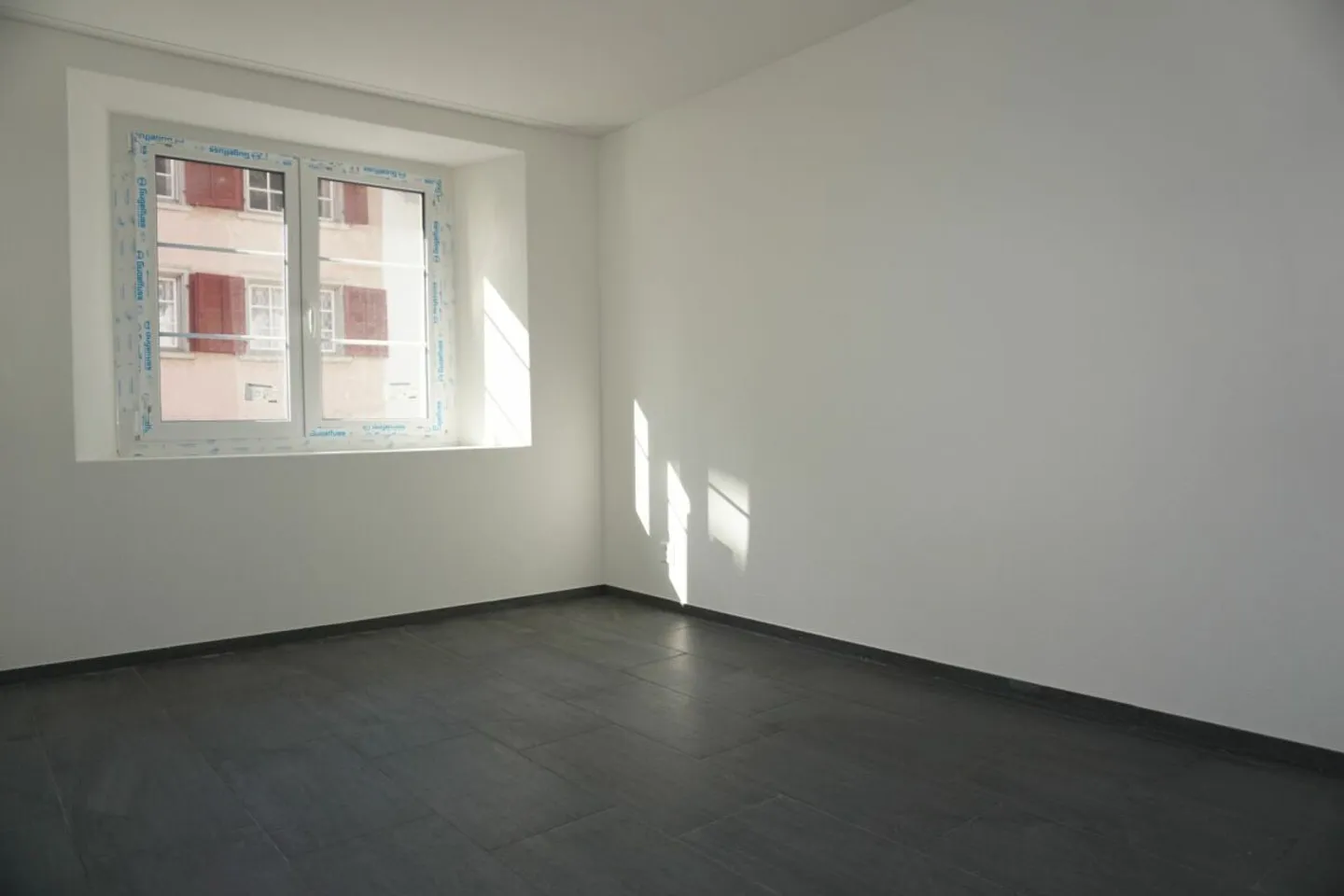 Charmante Wohnung in Glarus - Foto 3 von 5