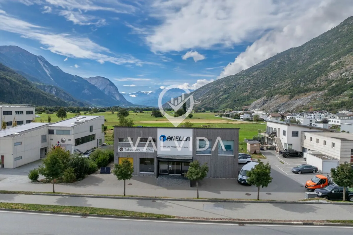Geschäfts- Büro- Praxisräumlichkeiten - Wählen Sie eine Etage und starten Sie durch - Foto 1 von 13