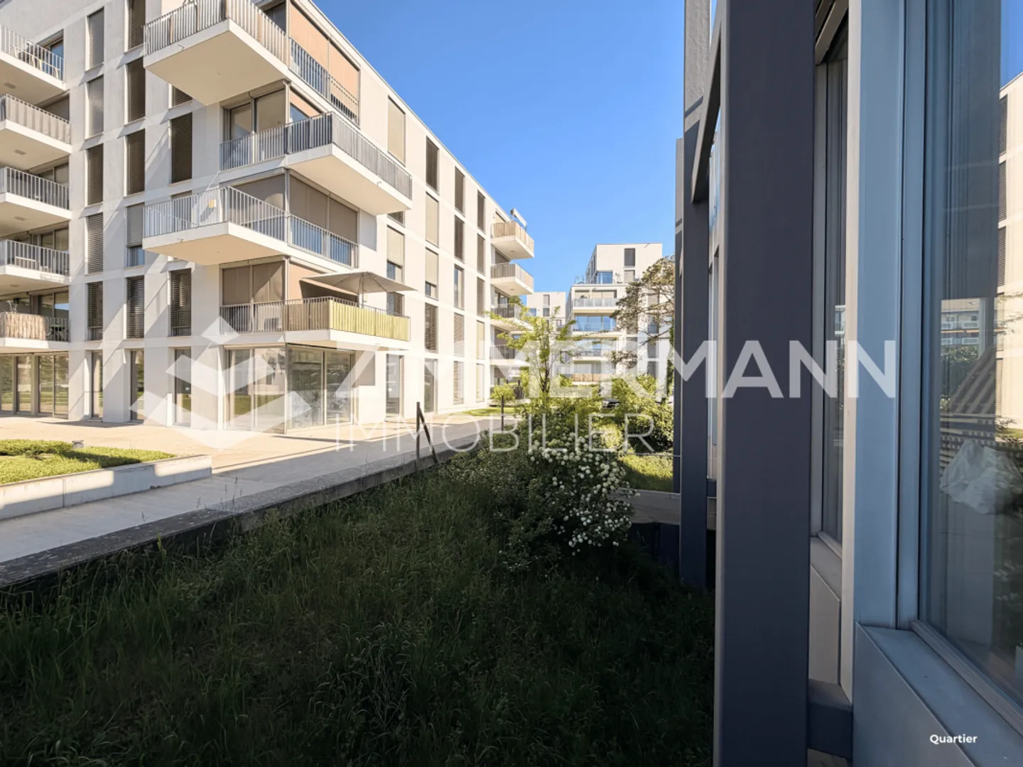 Commercial space on the ground floor 525m2 - Photo 9 of 13